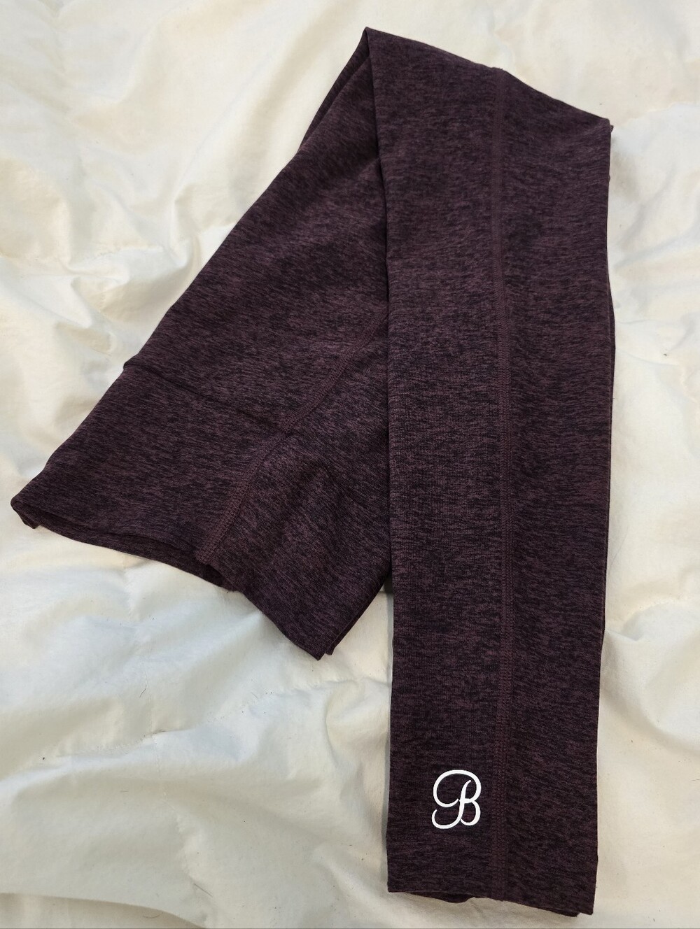 New Bombshell Sportswear Scrunch Butt Marled Maroon Leggings - S